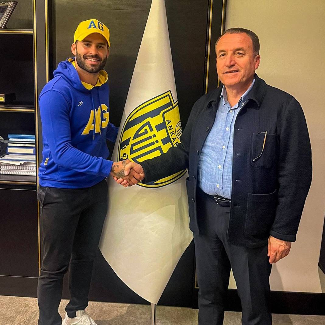 Ankaragücü’nde yapamadı. Malezya’da hazıra kondu 1